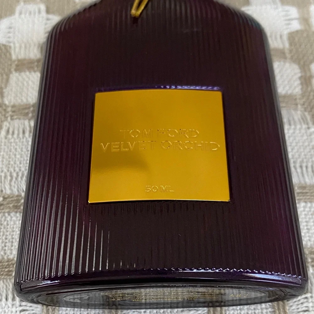Tom Ford Velvet Orchid, Purple - Picture 4 of 7
